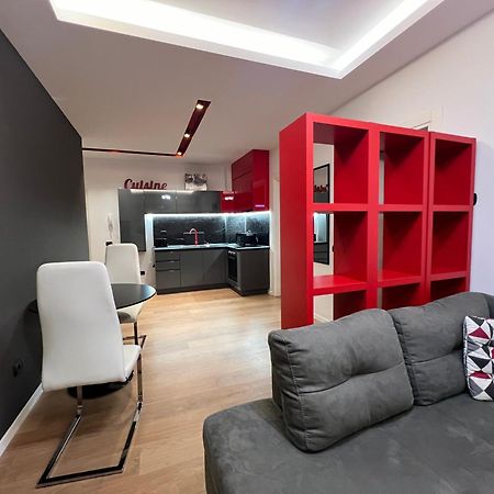 Downtown Grand Comfort Tirana Esterno foto