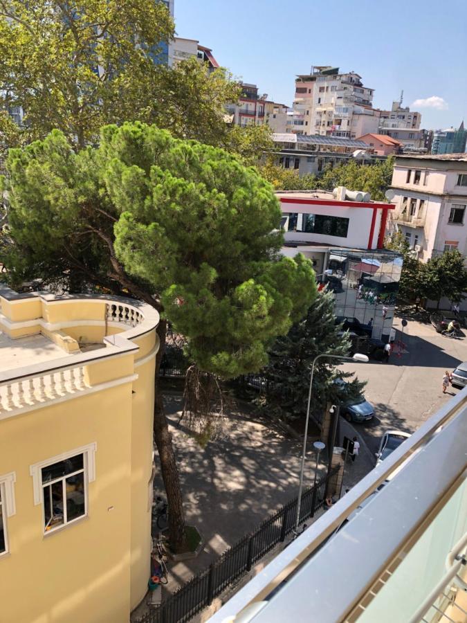 Downtown Grand Comfort Tirana Esterno foto