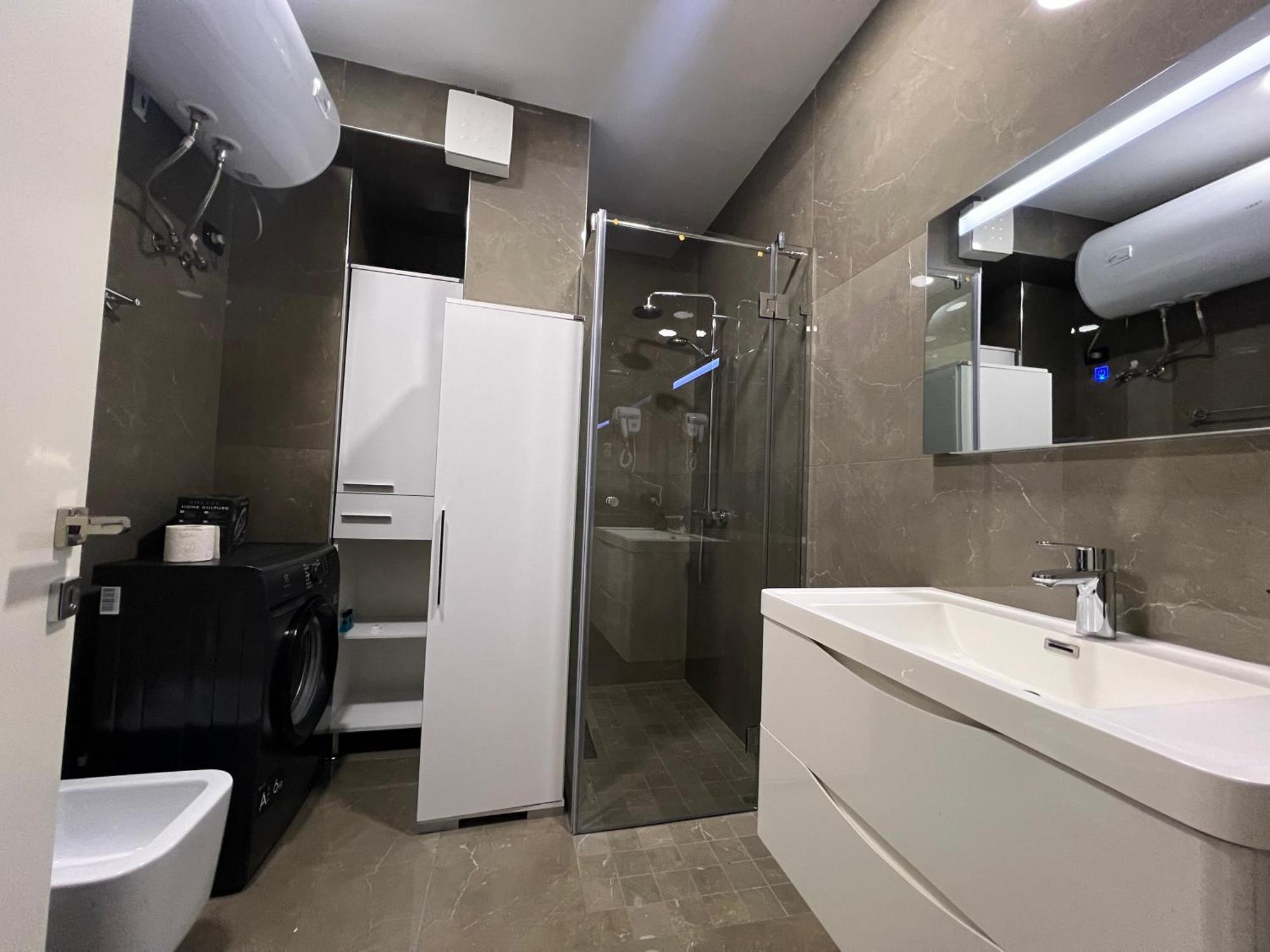 Downtown Grand Comfort Tirana Esterno foto