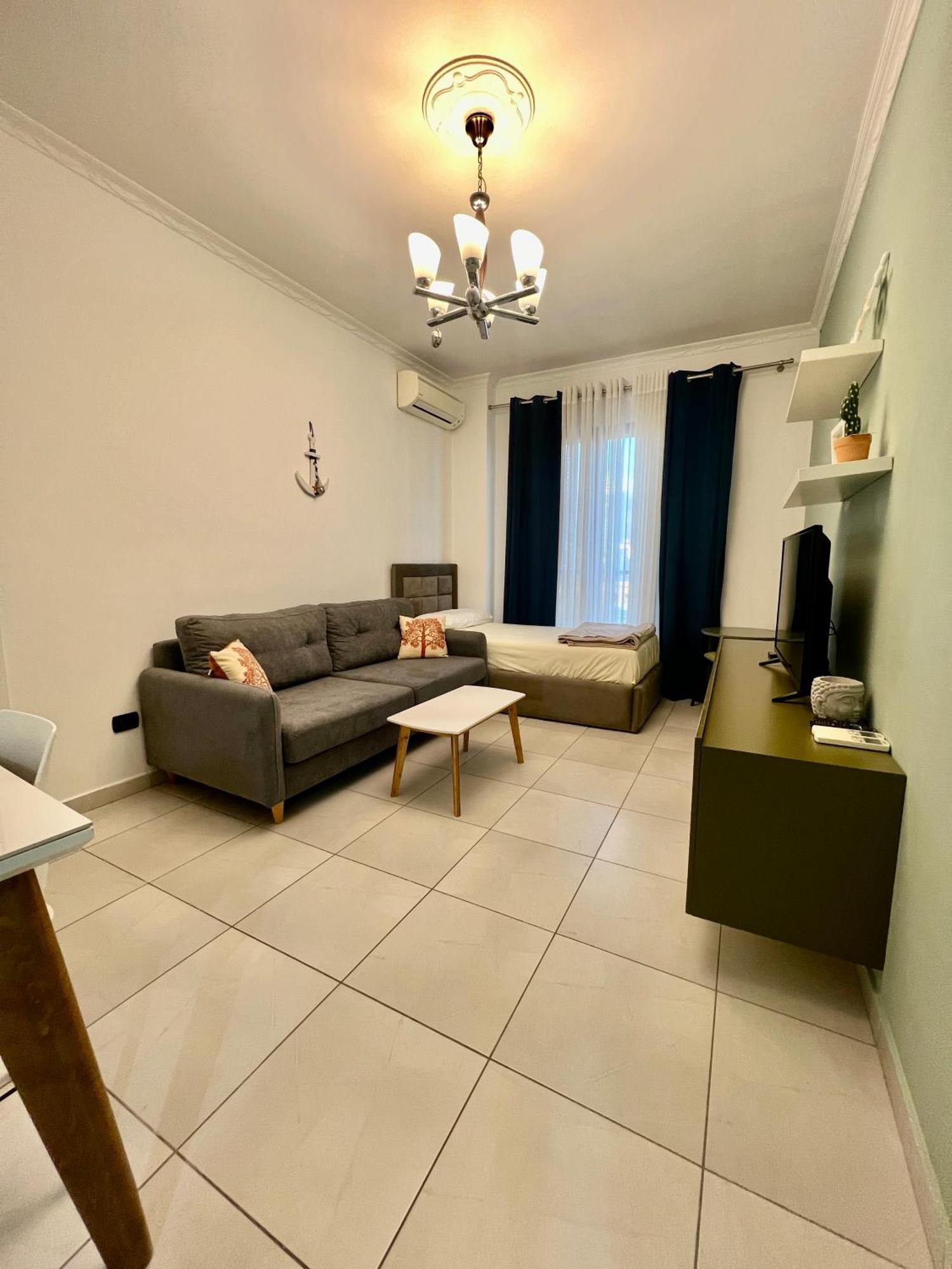Downtown Grand Comfort Tirana Esterno foto
